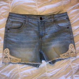 light wash jean shorts